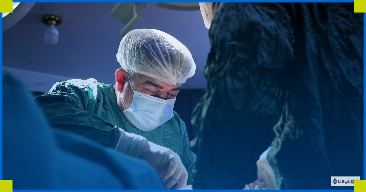 Essential Medical Disposables for Surgical Rooms: Your Complete Guide to Gloves, Drapes and Gowns